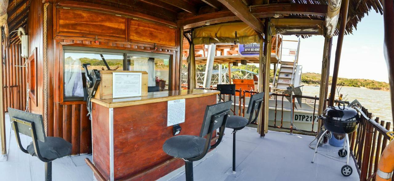 Maggie May House Boat - Colchester - 5Km From Elephant Park Экстерьер фото
